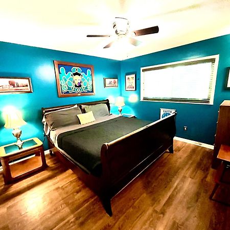 Family Friendly Downtown Home - Private Yard & Grill - Location, Location, Location! Athens Exteriér fotografie